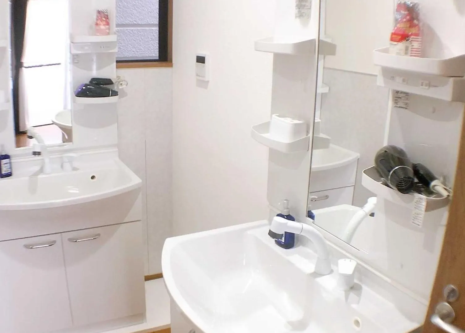 Hostel198 Private Room Of Second Floorーvacation Stay68024V Osaka